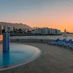 Dome Hotel 4*