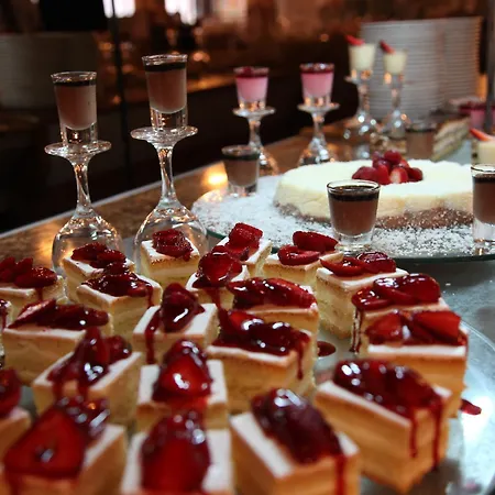 Dome Hotell Kyrenia (Northern Cyprus)