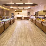 Dome Hotel 4*