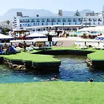 Dome Hotel 4*