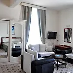 Dome Hotel Cirénia