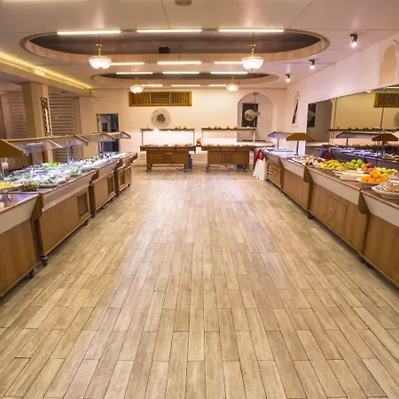 Dome Hotel 4*