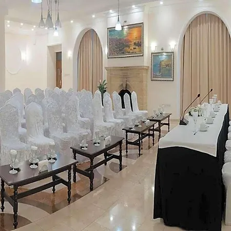 Hotel Dome 4*