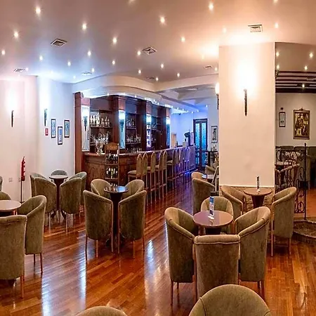 Dome Hotel 4*