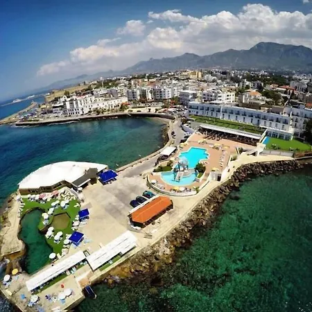 Dome Hotel 4*